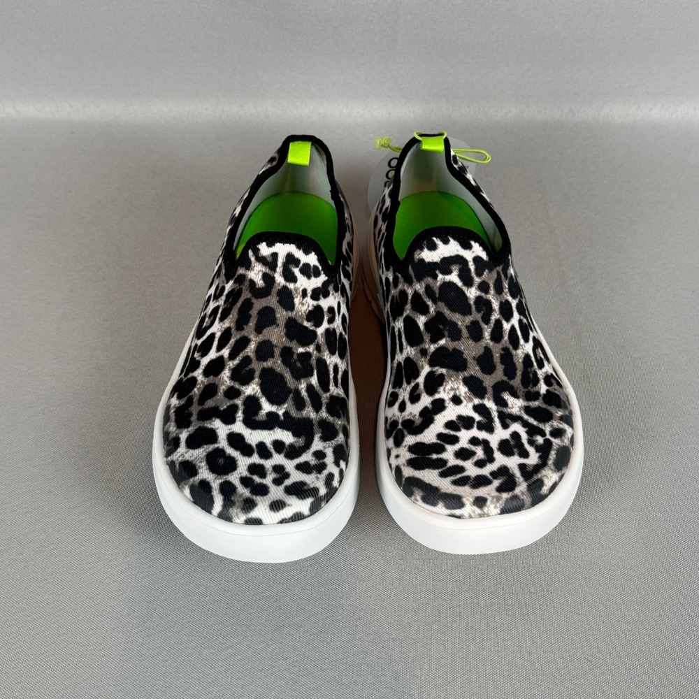 Oofos OOmg Eezee Recovery Sneakers Womens 5 Cheetah Slip-On Light Shoes New NIB - Picture 4 of 8